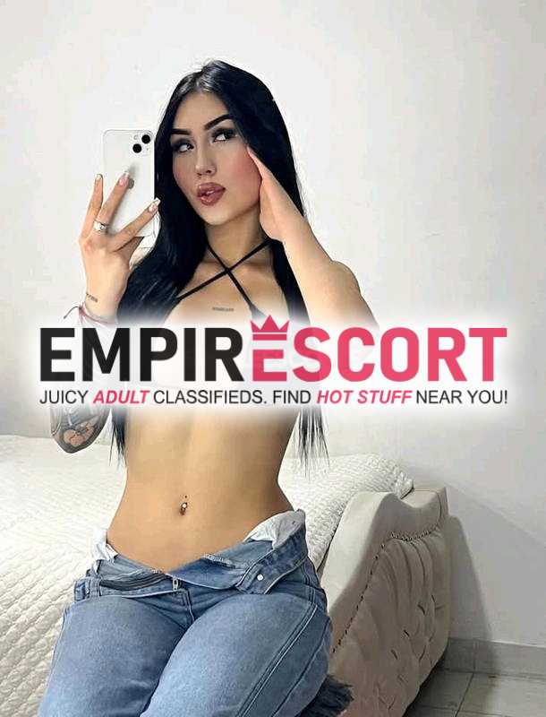hermosa chica traviesa y pervertida dispuesta complacerte amor