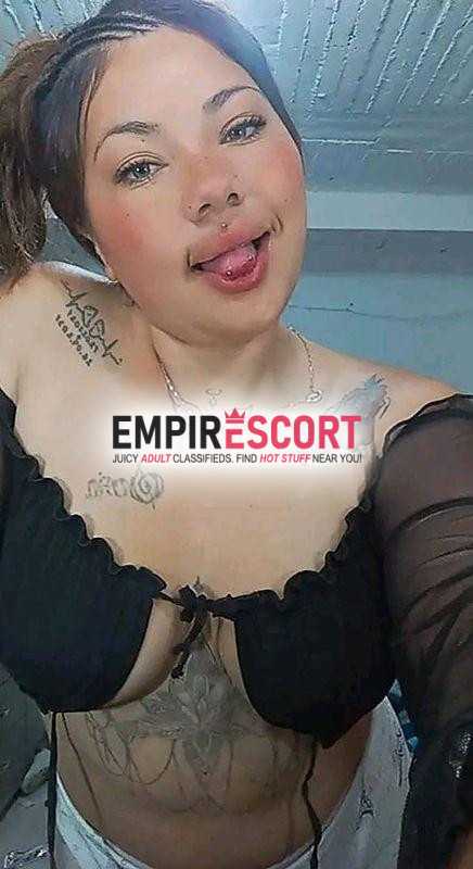 soy angie prepago disponible y totalmente extrovertida para complacerte y cumplir tus deseos sexuales