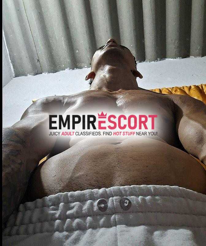 joven musculoso de 20 años vergon musculoso definido y experiencia en cúcuta.
