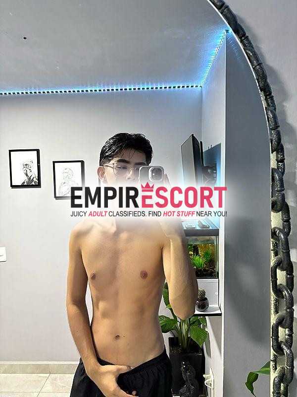 soy santi men paisa alto y varonilrol versátil. voy domicilio atiendo independiente en hoteles motele o apartamento contactame por whatsapp