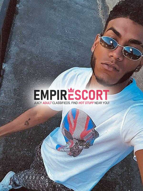 joven latino venezolano 🍫 dot 21cm 🍆