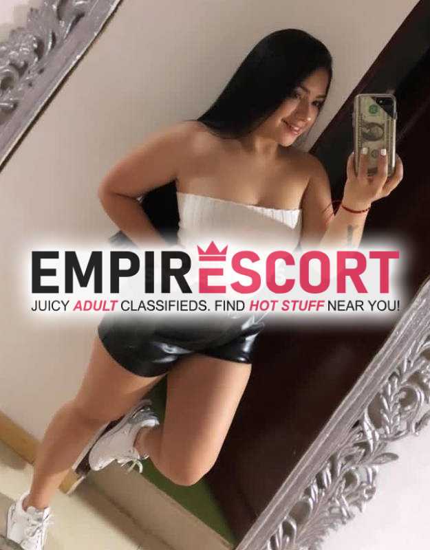 hola mis amores de puerto boyacá soy chica scorts cual viene satisfacer cualquier clase de fetiche y fantasía sexual