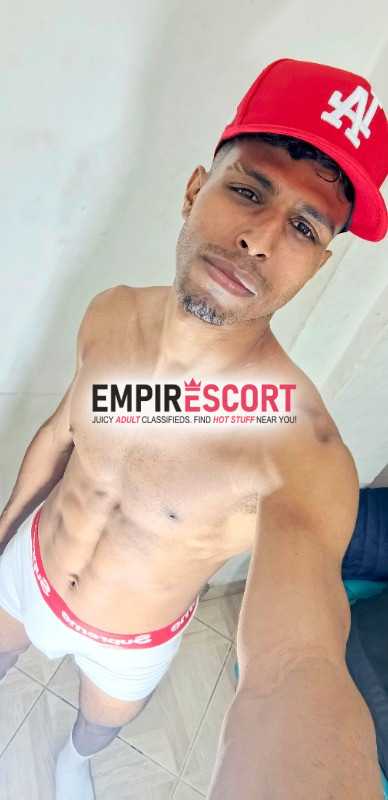 moreno bisex dot versátil quien para llenarlo de leche