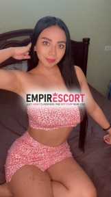 hola bogotá soy linda y sensual universitaria complaciente estrechita y traviesa . llegaremos al clímax y te sacaré de tu rutina diaria