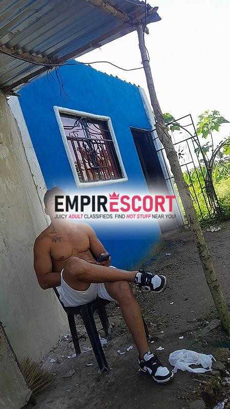 soy hermoso paisa recién llegado aquí tu ciudad también vendo contenido y hago servicio virtuales
