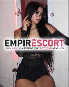 sexy flaca extrovertida adicta al sexo dispuesta complacerte