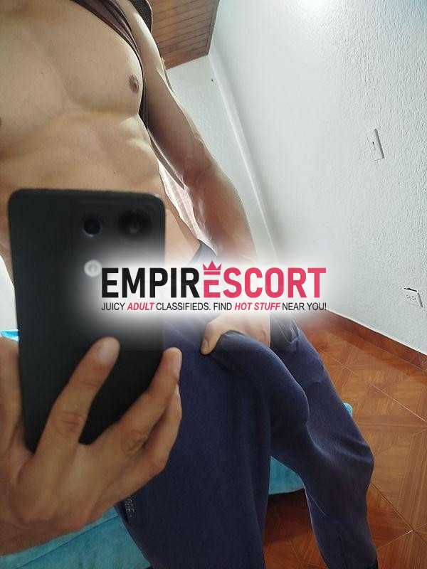 sexo tengo verga dura grande y cabezona escribeme. soy veron y cachondo