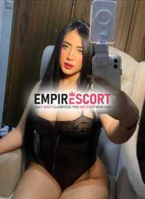 linda chica sexy y sumisa voluptuosaardiente y sensual