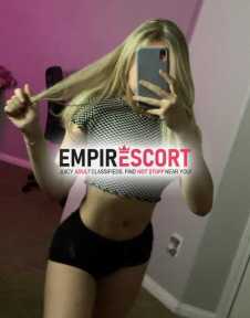 soy chica ardiente sumisa dispuesta complacerte en todos tus fetichea