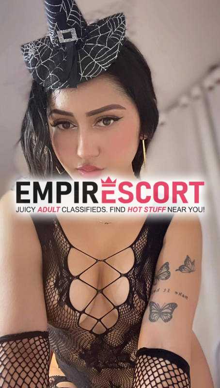 siexi y ardiente dispuesta complacer todos tus deseos y fetiches