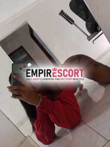 morena venezolana piel canela super complaciente