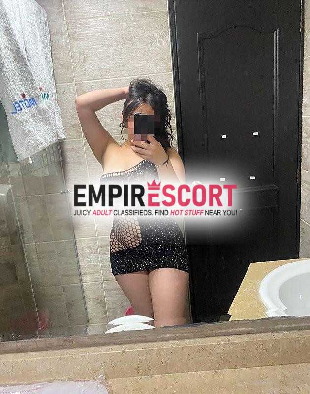 aleja 19 años tierna cariñosa