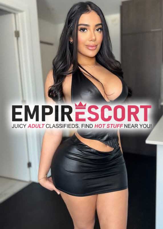 hermosa chica dispuesta complacer todas tus fantasías sexuales