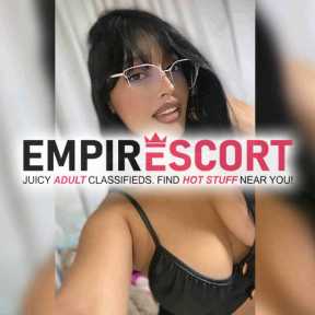 soy chica muy sensual extrovertida capás de cumplir todas tus fantasías