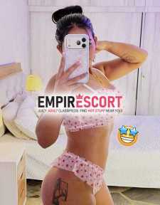 hola mis amores soy linda chica tierna amorosa versátil muy caliente muy arrechito me encanta el sexo si quieres pasarla rico o búscame