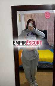 hola mis amores soy tatis soy chica extrovertida he llegado cumplirles toda clase de contenidos virtuales fotos y videos videollamadas calientes