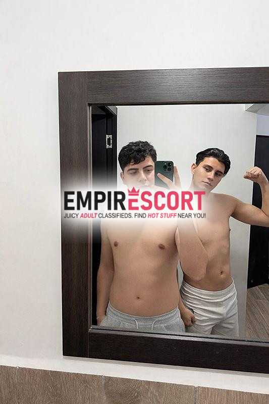extranjeros versÁtiles dotados ⚜️servicio premium⚜️