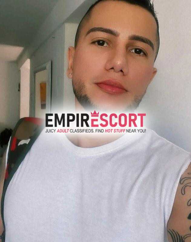adriÁn escort