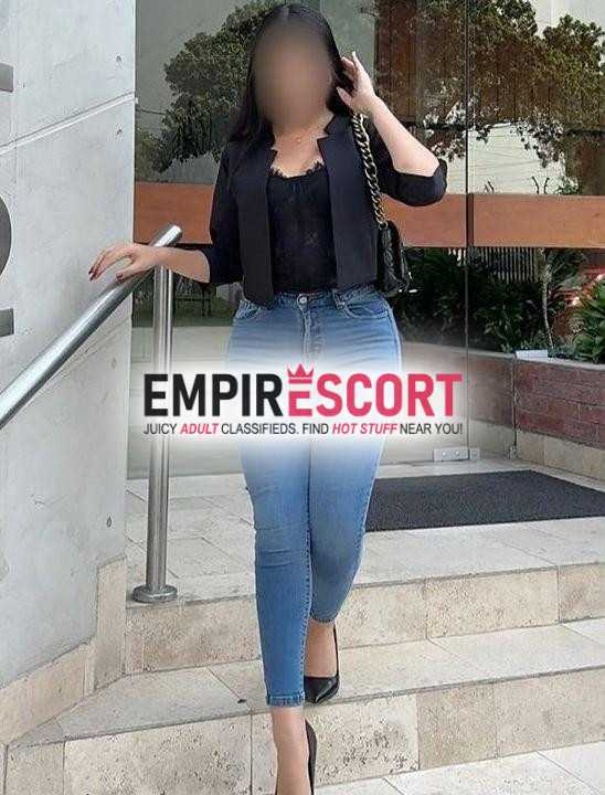 colombiana disponible para complacerte en bogotá