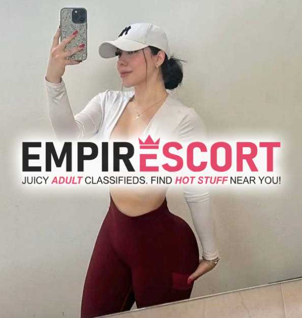 soy linda chica universitaria me gusta complacer mis clientes me gusta el sexo al natural