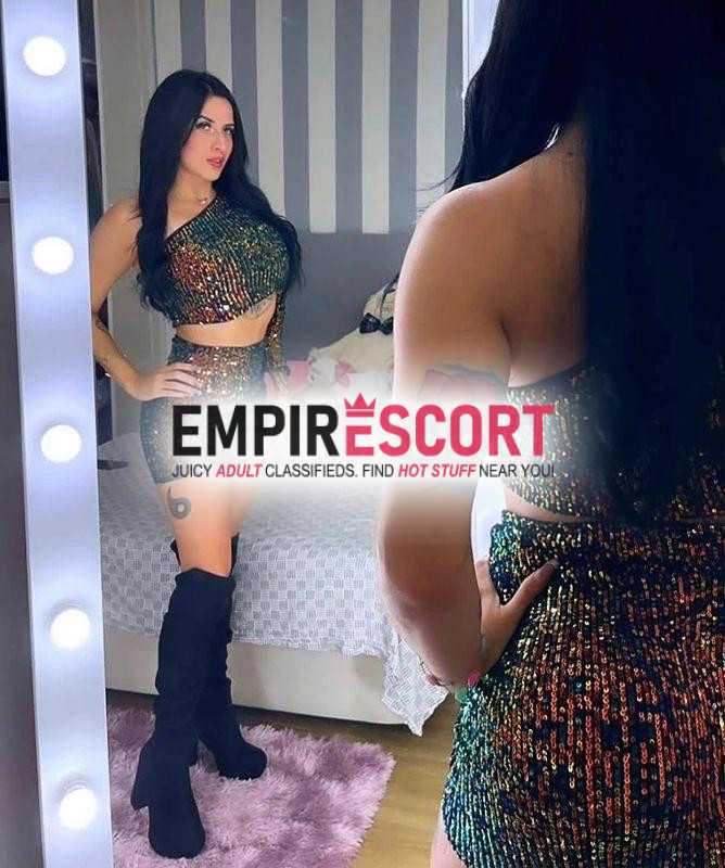 hermosa modelo paisa disponible para ti