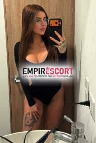 leticia mona complaciente sencilla buen amante