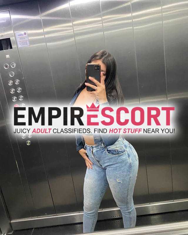 mis amores de chia estoy disponible para ustedes y completar todas sus fantasías